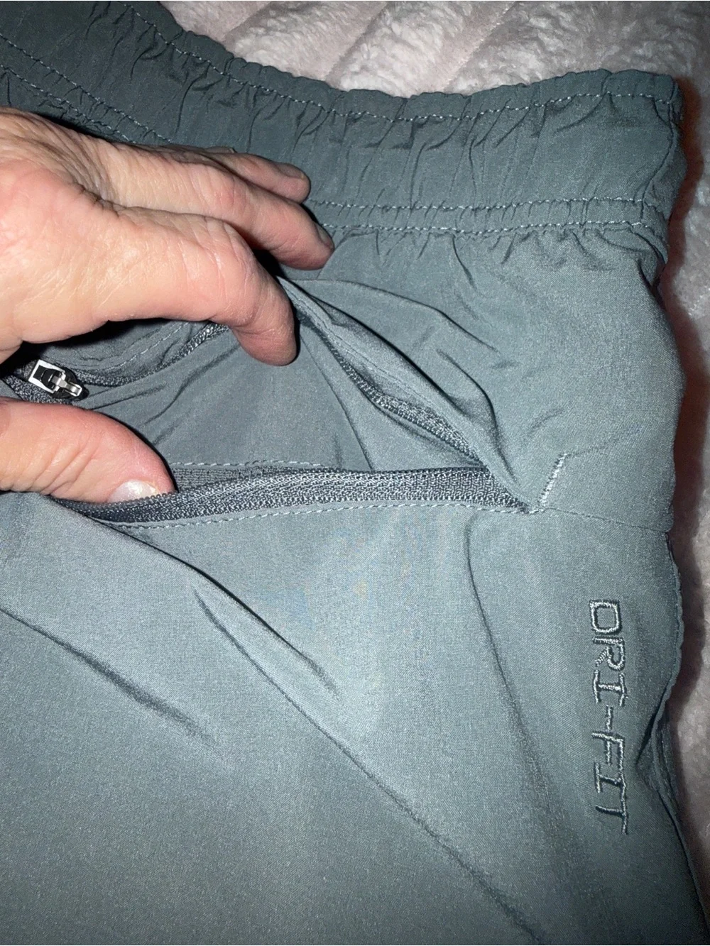 Nike Dri-FIT Unlimited Woven 7-Inch Shorts in Smoke Grey/Black Mens 3X NWOT